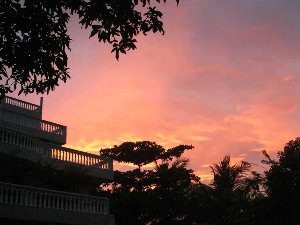 Sagarika Beach Hotel Moragalla 외부 사진