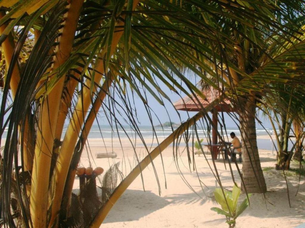 Sagarika Beach Hotel Moragalla 외부 사진