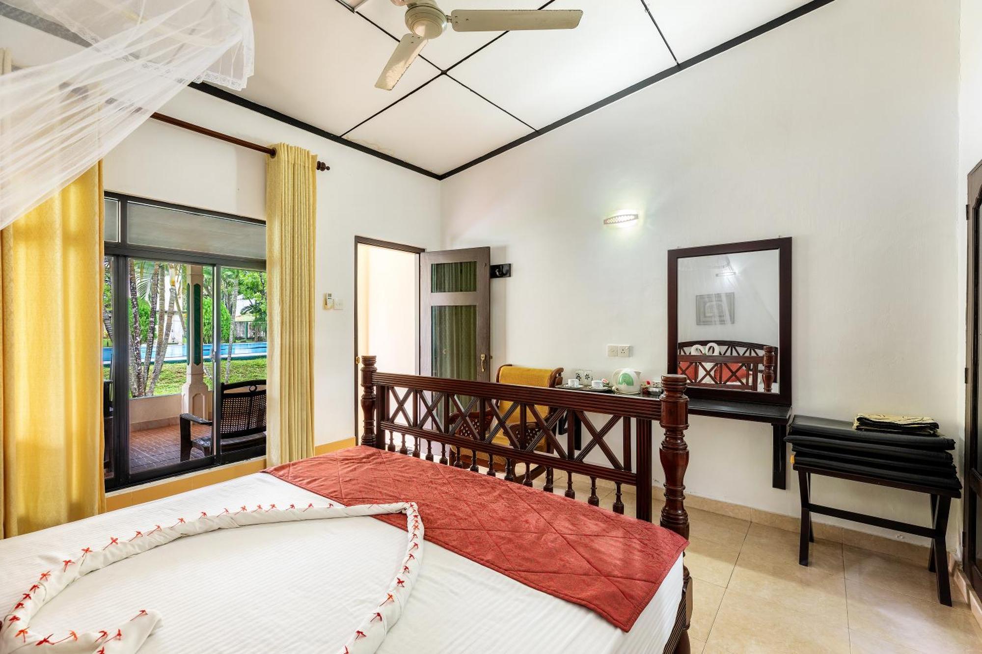 Sagarika Beach Hotel Moragalla 외부 사진