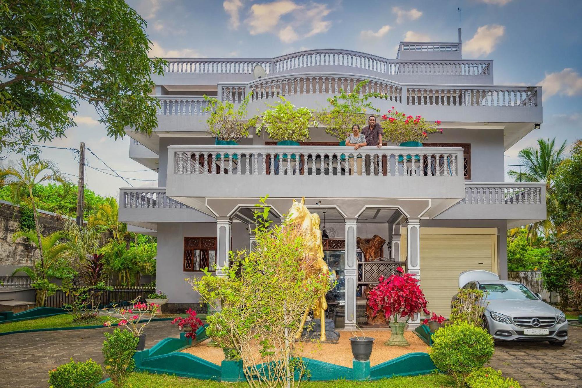 Sagarika Beach Hotel Moragalla 외부 사진