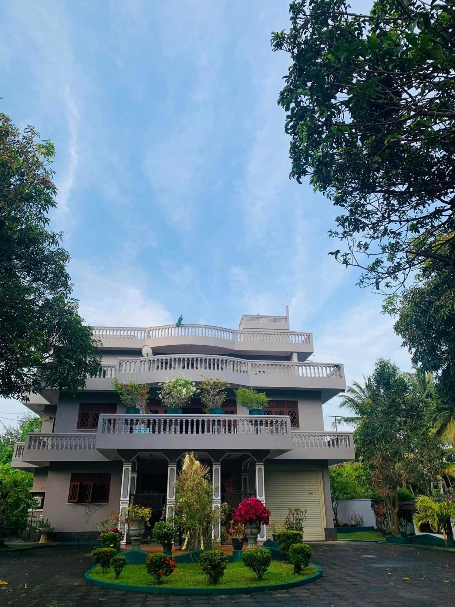 Sagarika Beach Hotel Moragalla 외부 사진