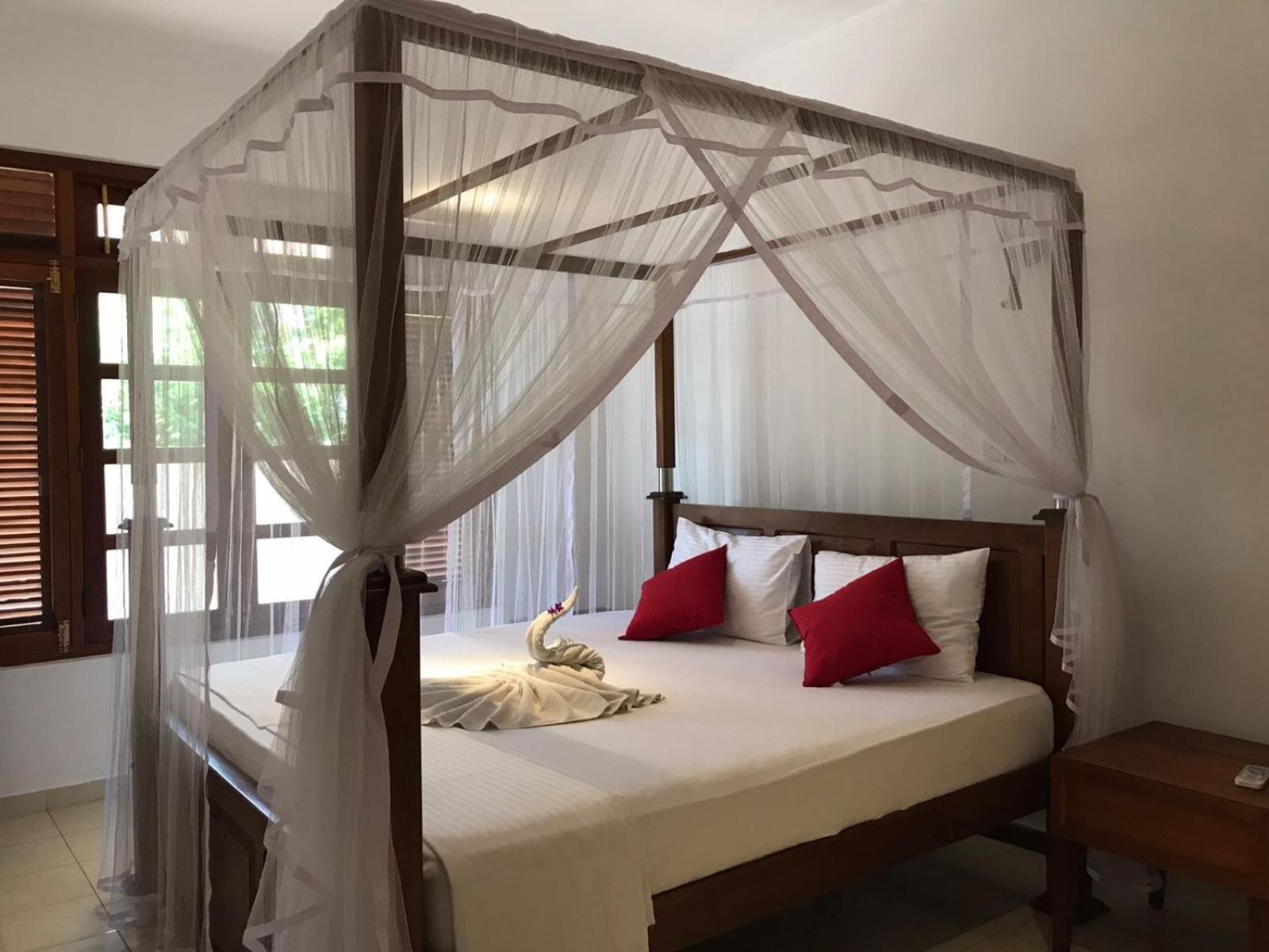 Sagarika Beach Hotel Moragalla 외부 사진