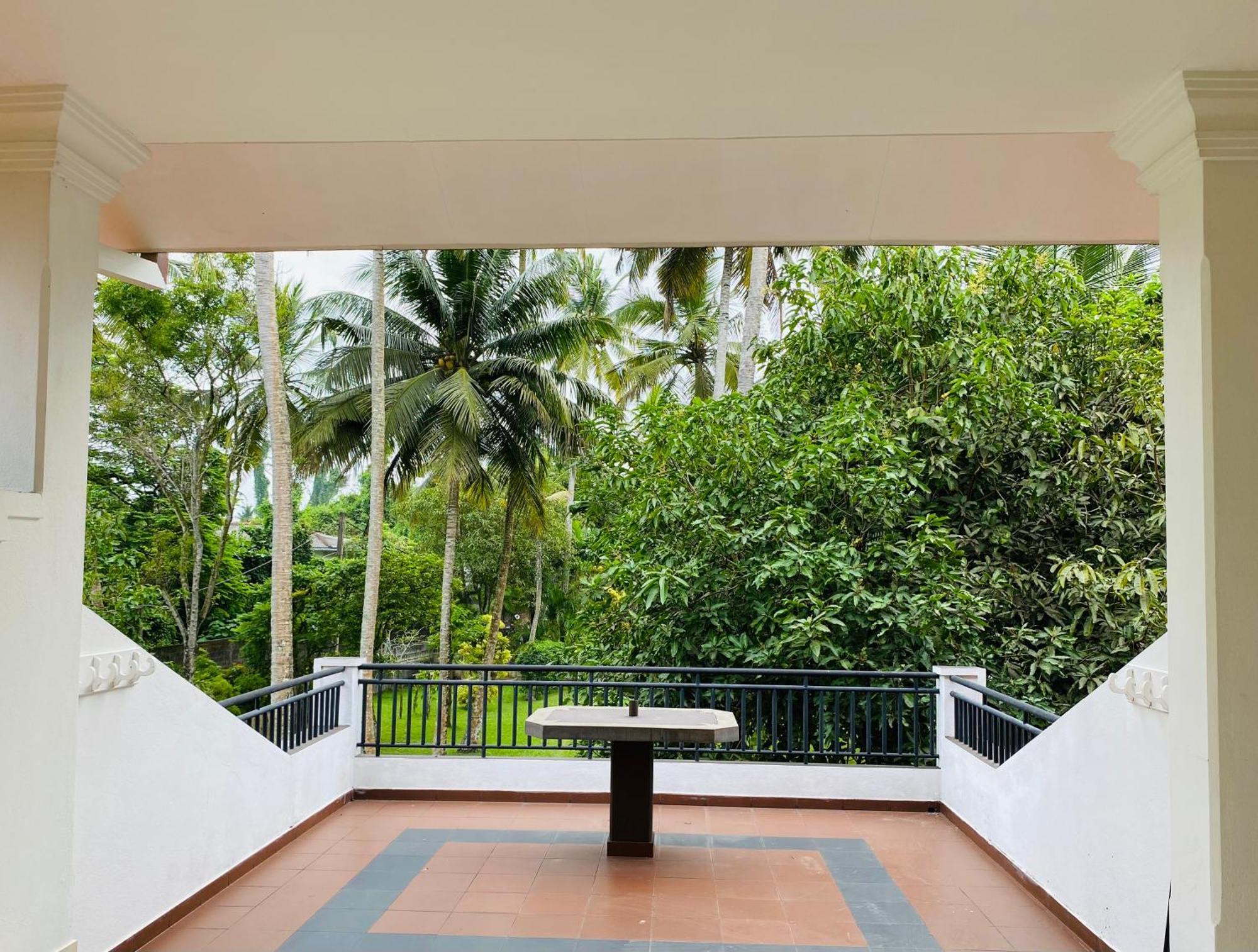 Sagarika Beach Hotel Moragalla 외부 사진